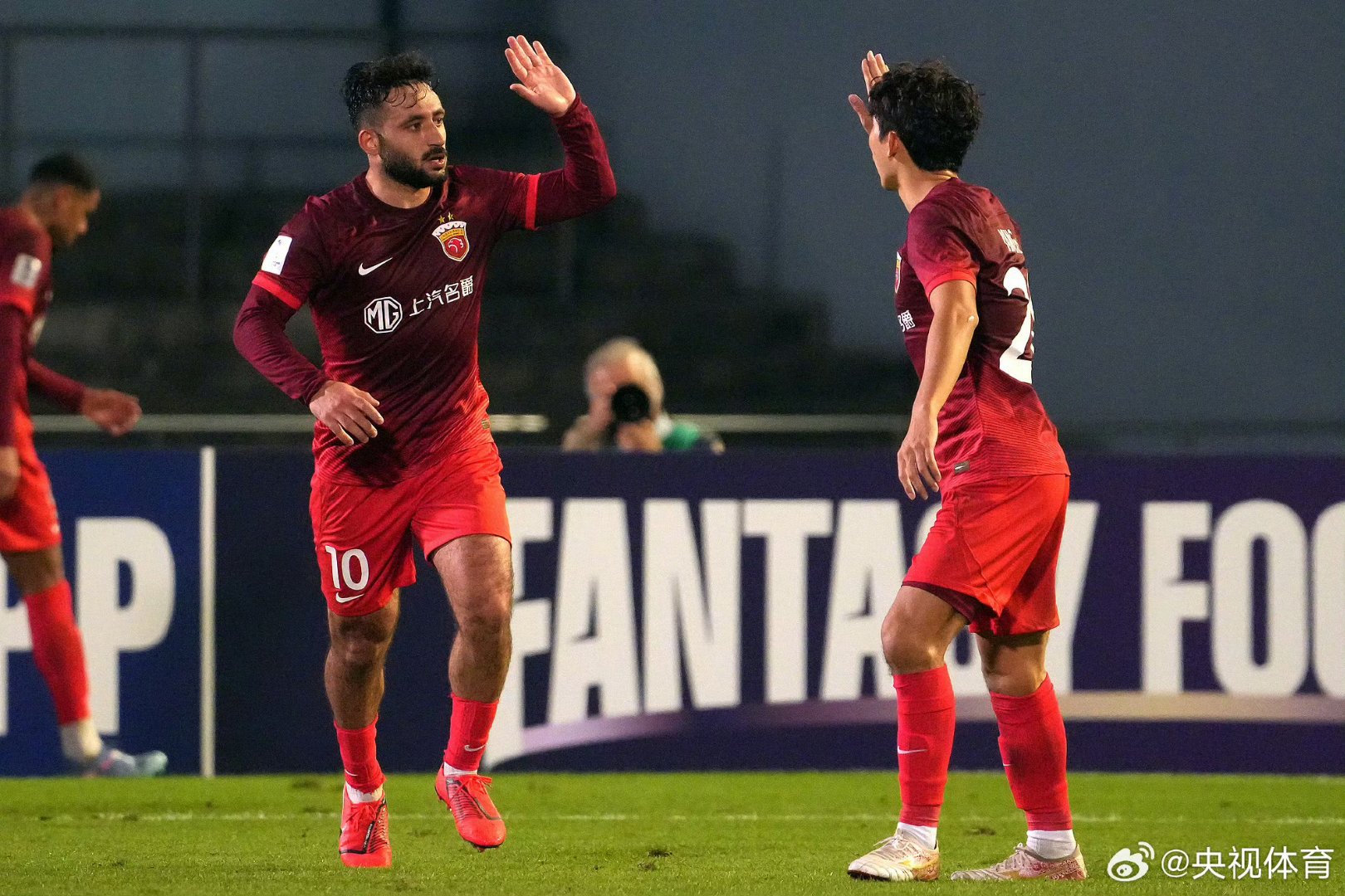 关键时刻瓦伦西亚备战中超；遗憾出局细节曝光；更衣室稳定；球队文化再被提及的简单介绍